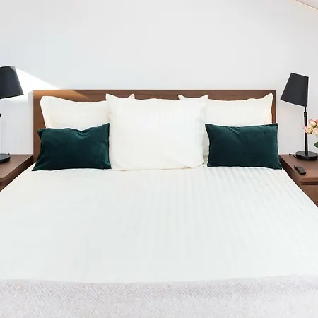 Old Town, Kazimierz, Large Luxurious, 2 Bedroom 2 Bathroom, Airco Cracóvia