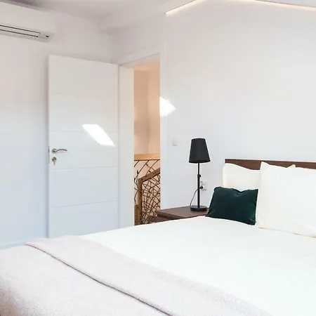 Old Town, Kazimierz, Large Luxurious, 2 Bedroom 2 Bathroom, Airco